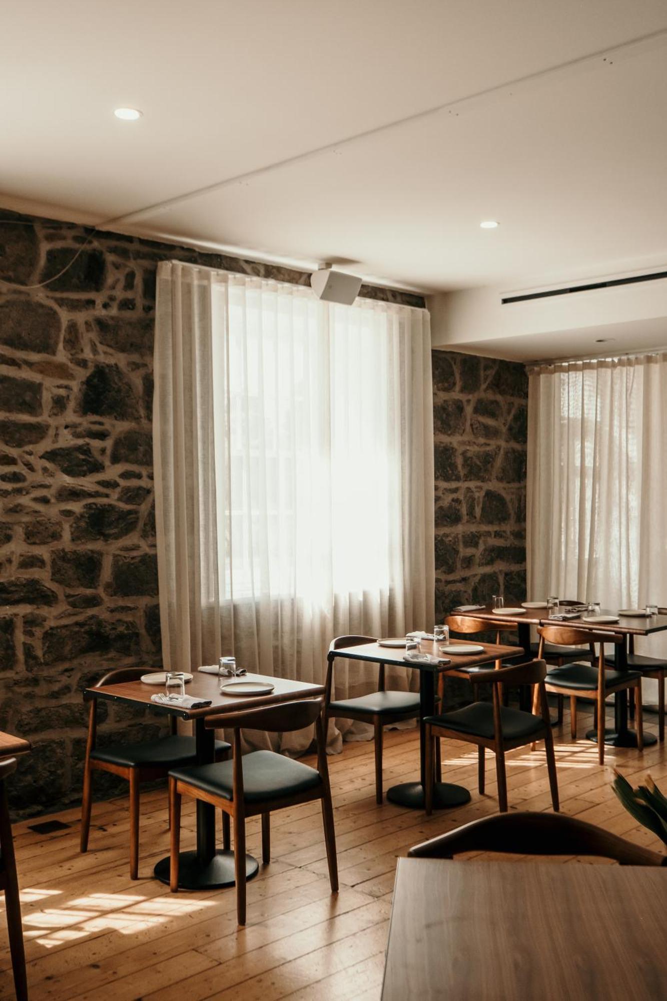 The Oak & Anchor Hotel Порт-Фейри Экстерьер фото Restaurant interior